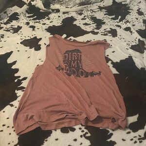 Dark pink muscle shirt